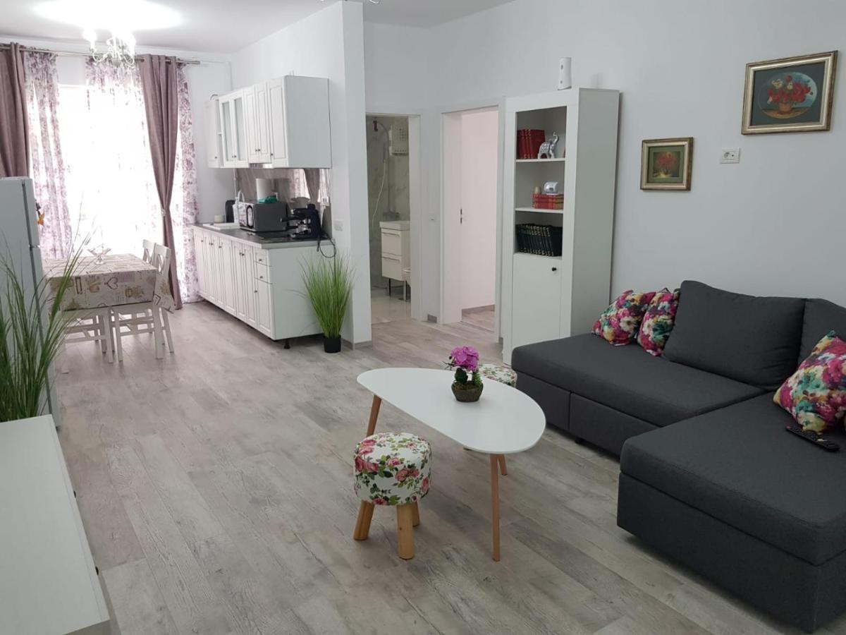 Prime Rose, 2 Camere, Mamaia Nord ナボダリ エクステリア 写真